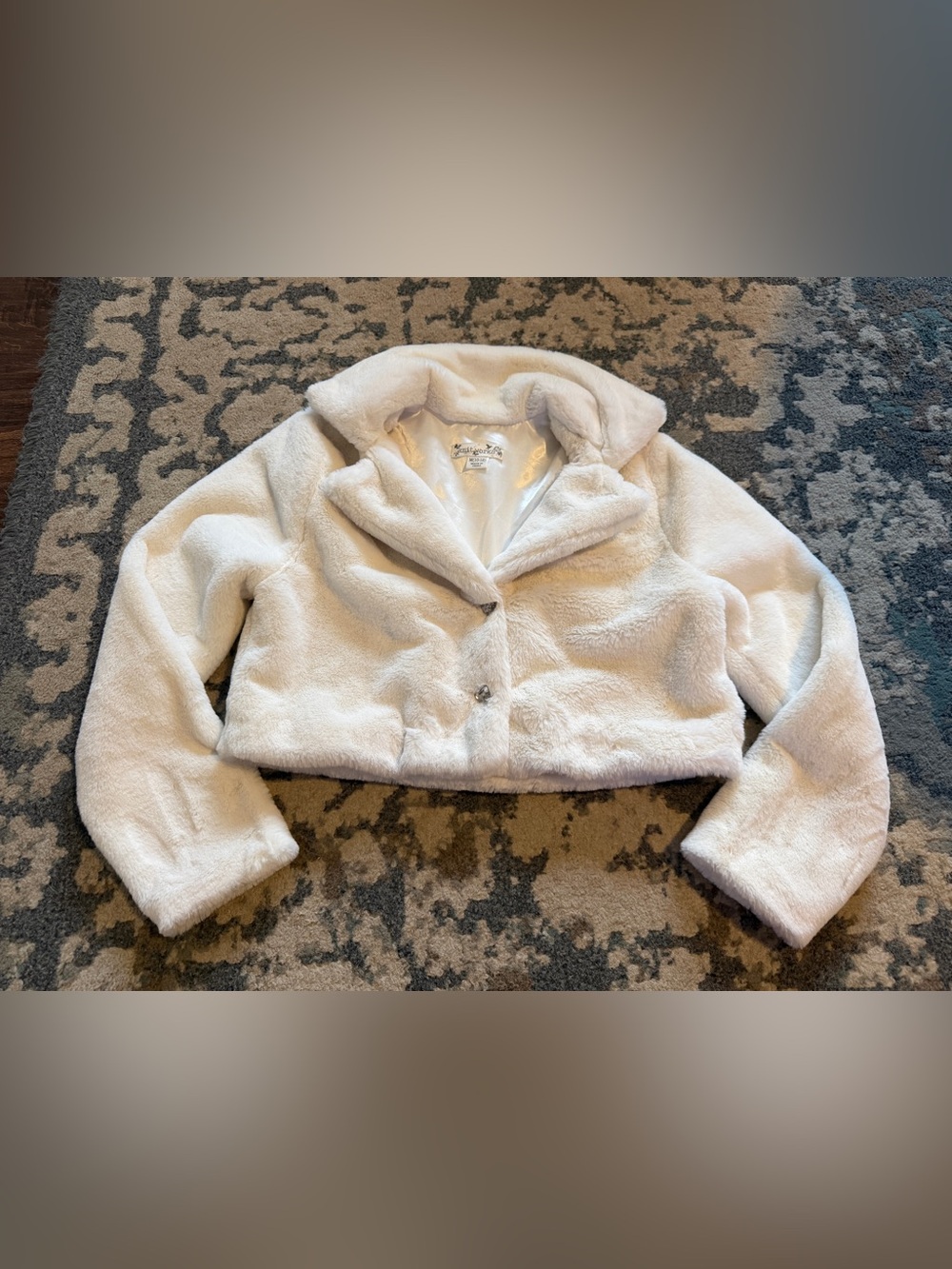 Girl’s White Faux Fur Knitworks Jacket Size 10/12